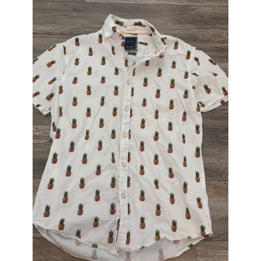 Cactus Man Ricky Singh Mens Medium Wht Pineapple Print Short Sleeve Button Down